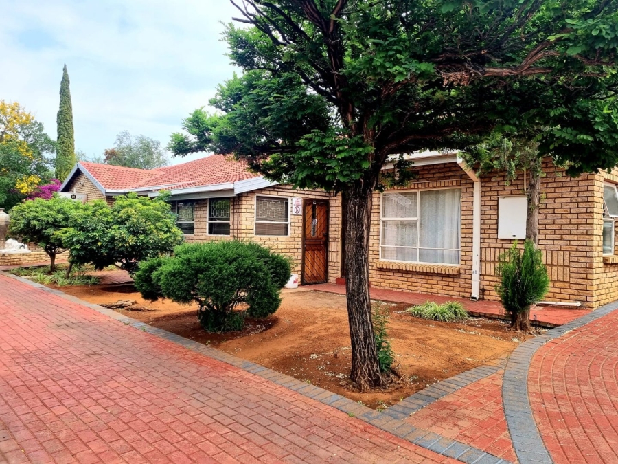 21 Bedroom Property for Sale in Royldene Northern Cape